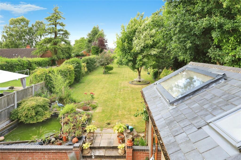 Rear Garden)2)