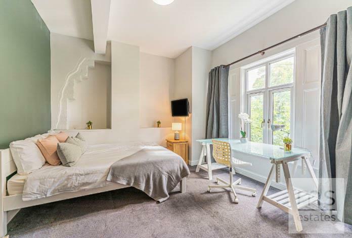Bedroom 4.jpg