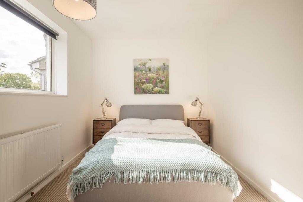 bed 2.2 84c08911-23ac-4dd5-9f21-a4ab2c23efa5.jpg