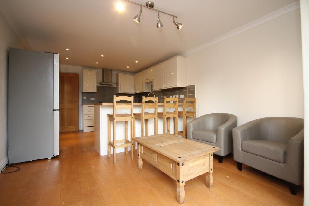Kitchen/Living