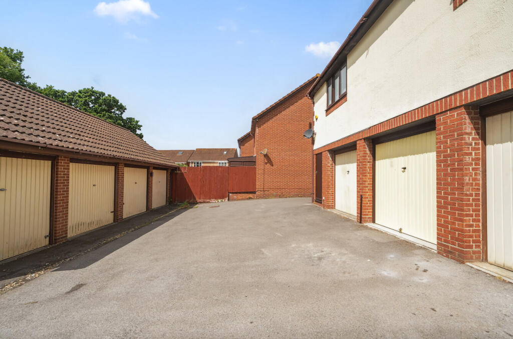 1310424-2-685e6fd...