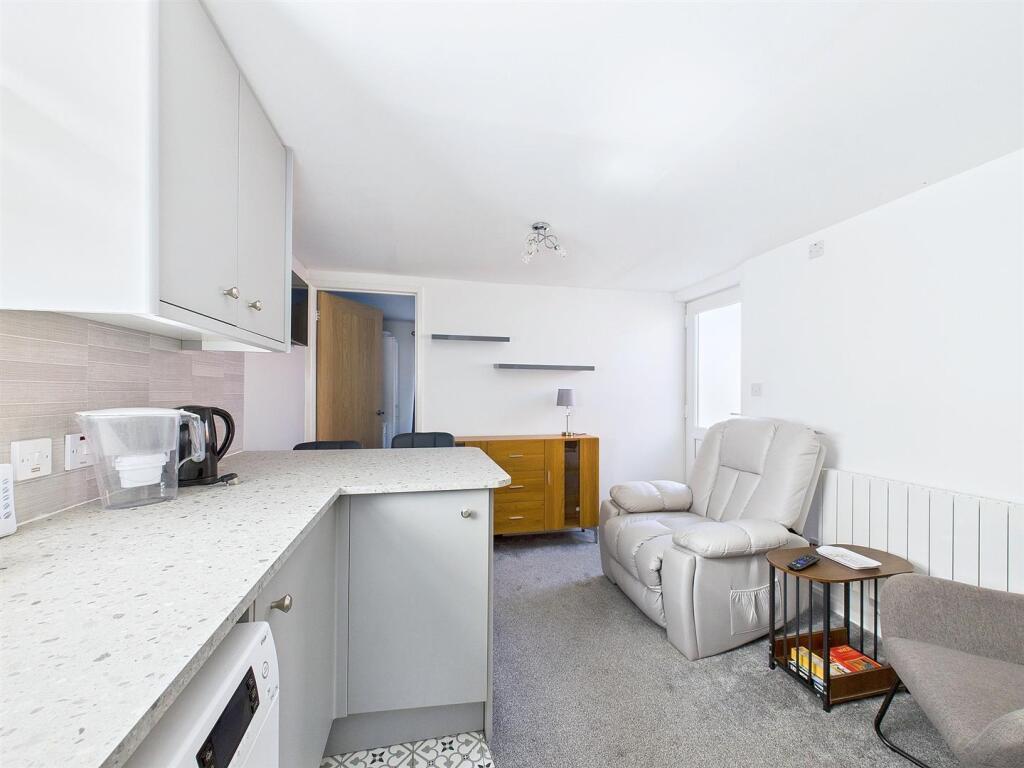Annex Kitchen/Living Room