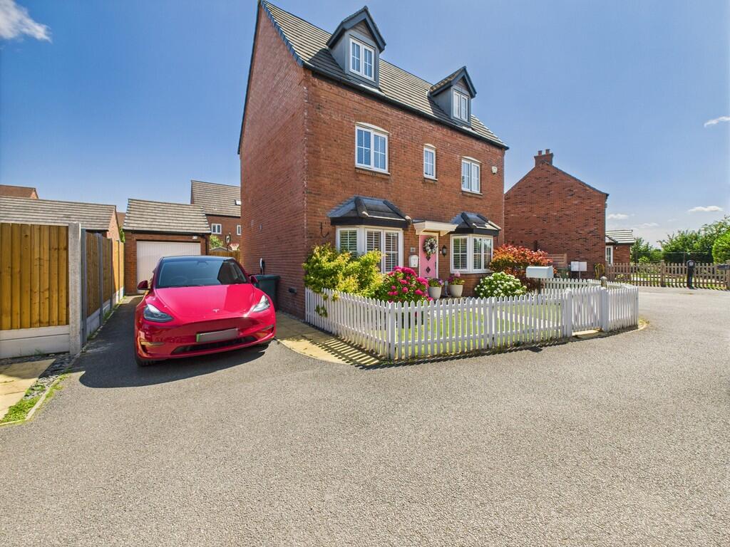 CAM02854G0-PR0404...