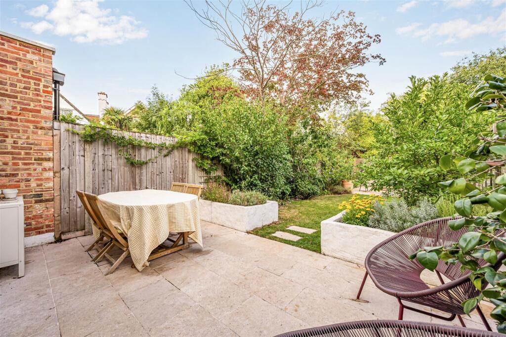 60 Maldon Road-24.jpg