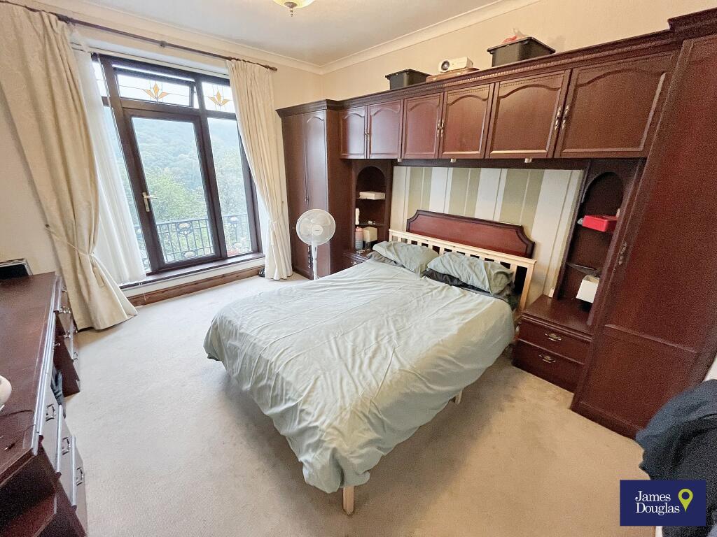 Bed1