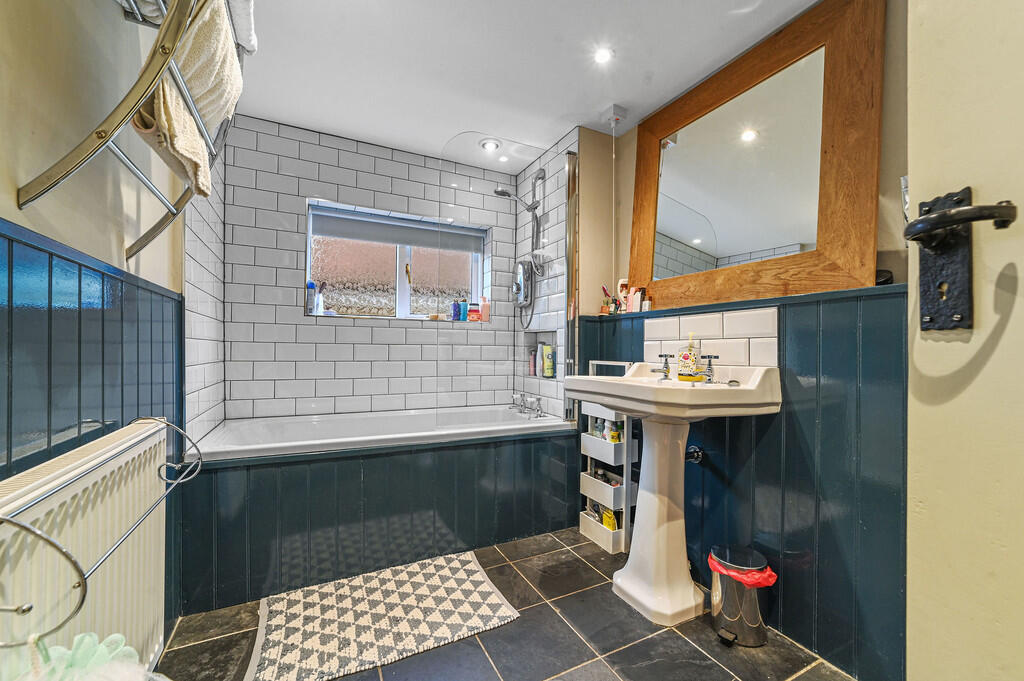 PT-DB(WP)-BeechTr...