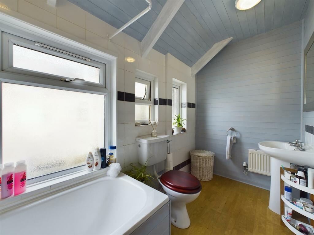 First Floor Bathroom