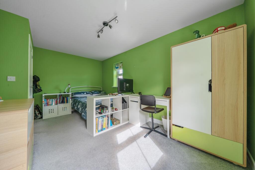 2-1349621-2-68c93bb3bafcc-ARW-2