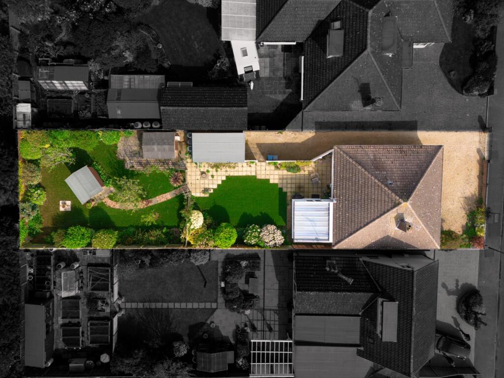 20240501100325 - DJI_0047 - 9 Rosemary Avenue, Fel