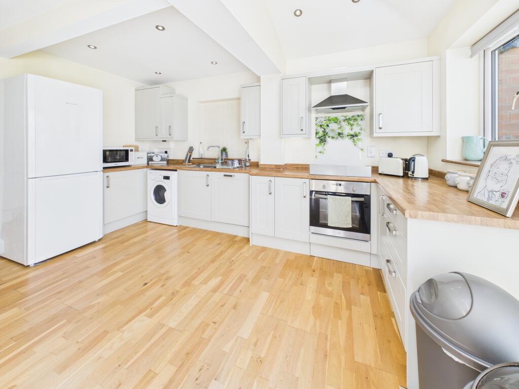 Living/Dining Kitchen