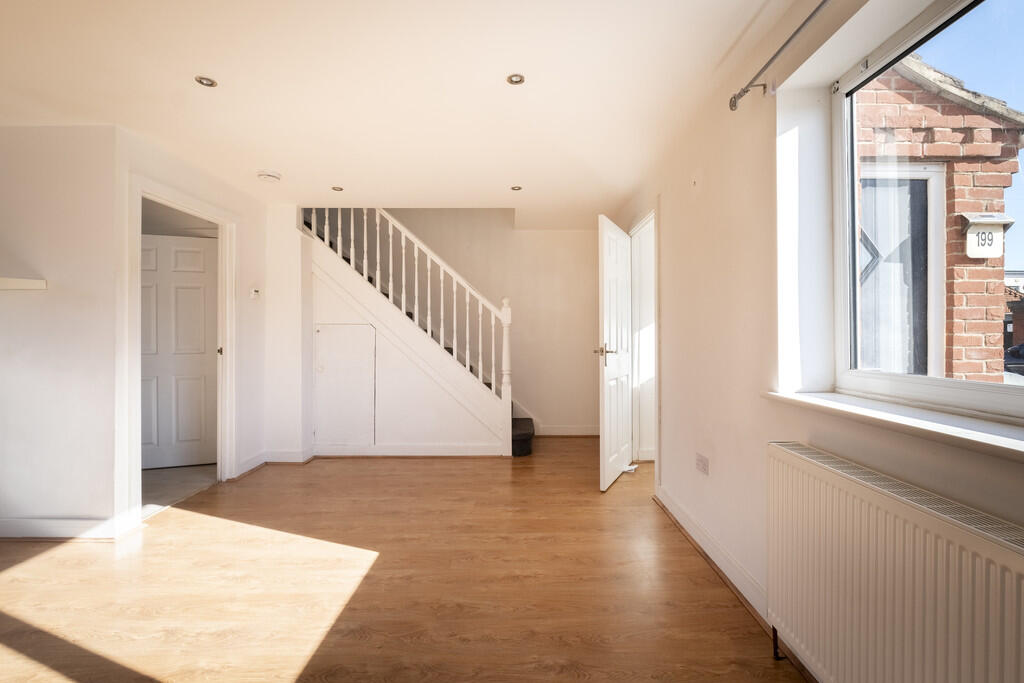 Living area and s...