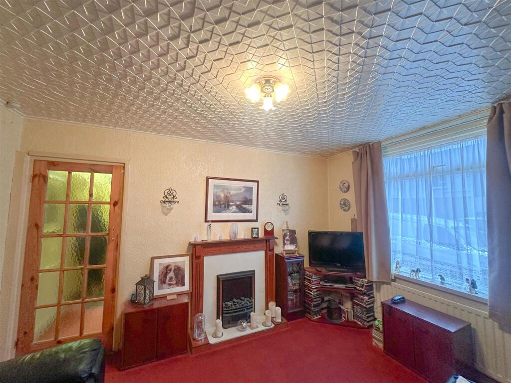 sales property-04.jpg