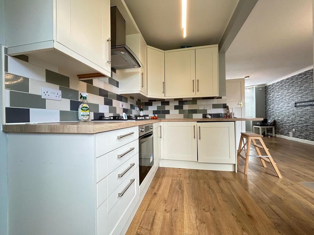 IMG-20250716-WA00...