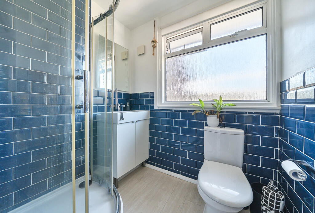 1325132-9-686ff15...