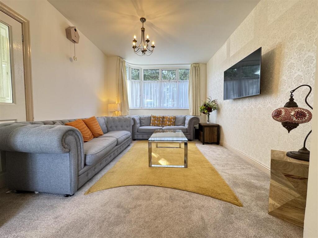 IMG_8353 (Large).JPG