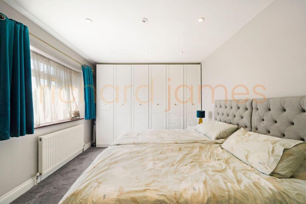 42 Thornbury Gardens - DNDMCwj8asPRNnUXPHYF.jpg