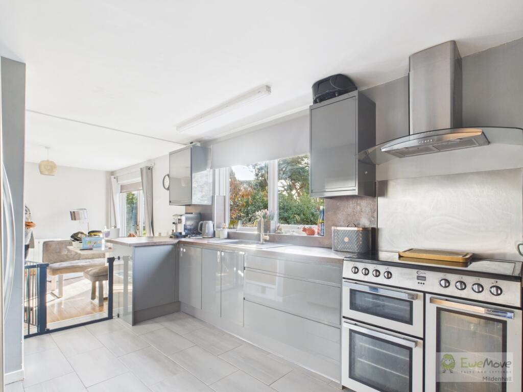 Ewemove Mildenhall Cedar Close Kitchen 2