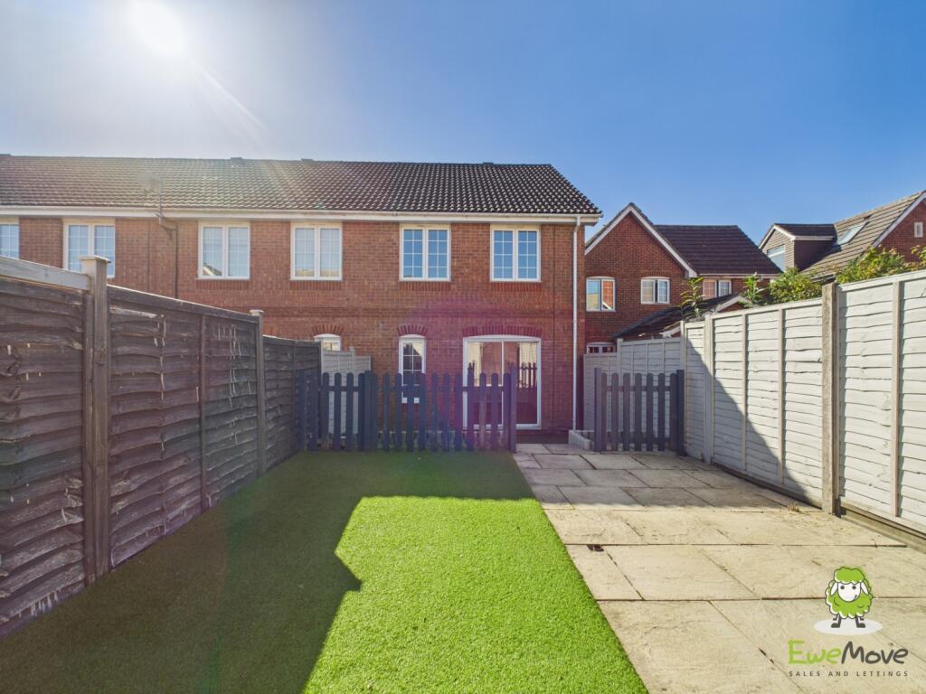 EweMove Basingstoke Highpath Way Rear Garden