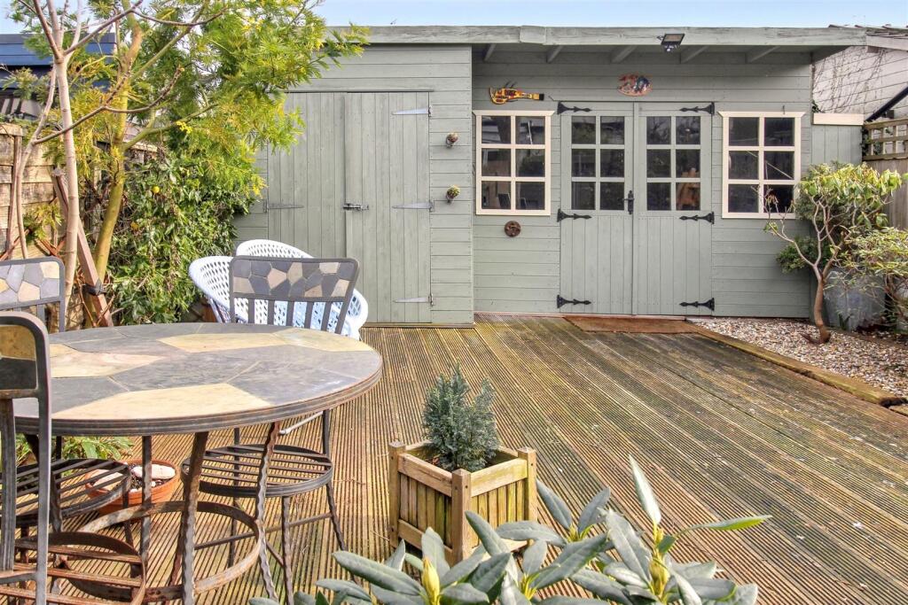 Rear Garden 4.jpg