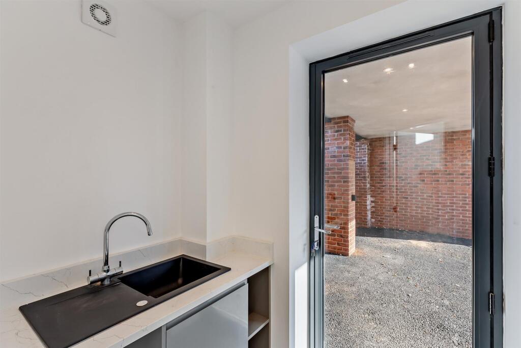 1 the sidings - ei6a8687-hdr-800.jpg