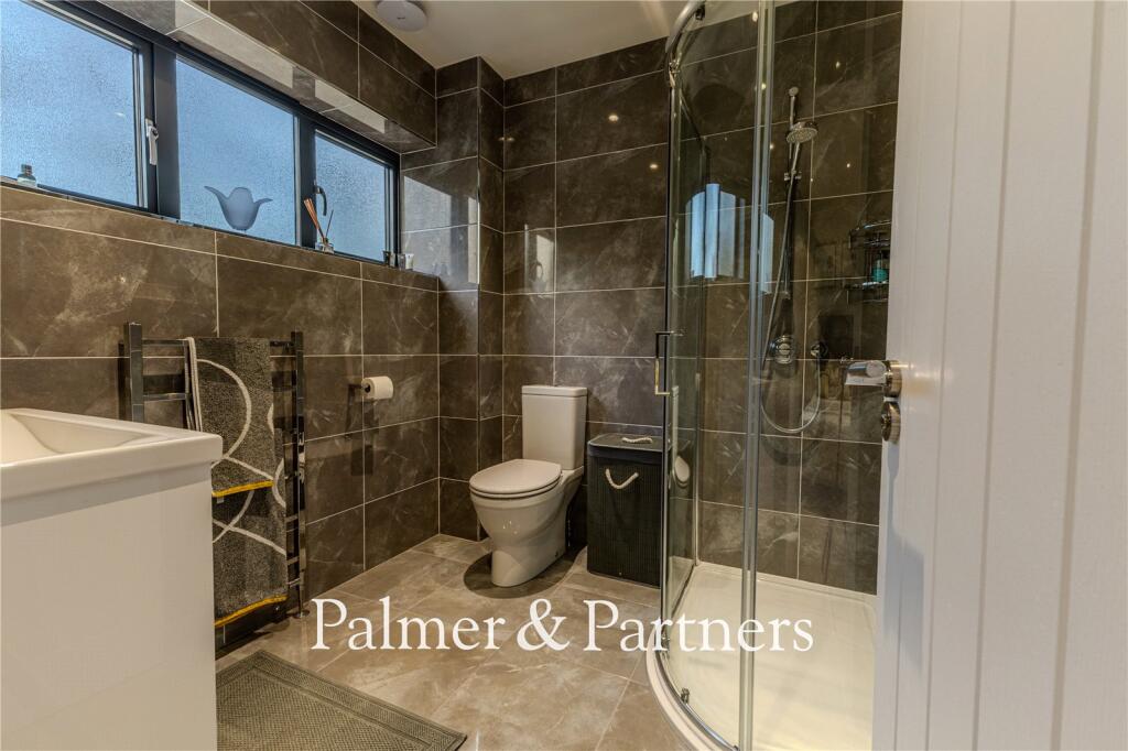 Bedroom Two En-Suite