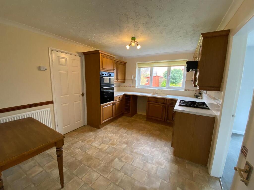 1 charles way 25 11.jpg