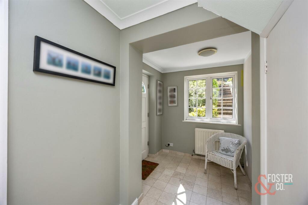 Hillside Way 21-020.jpg