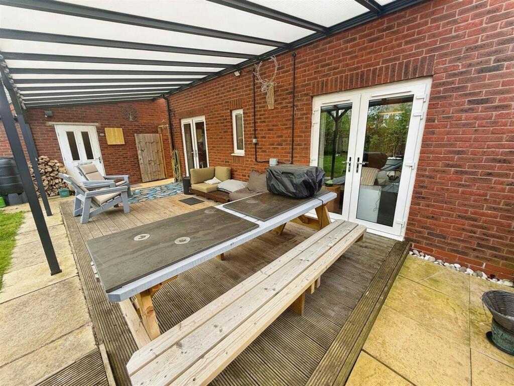 Covered Terrace