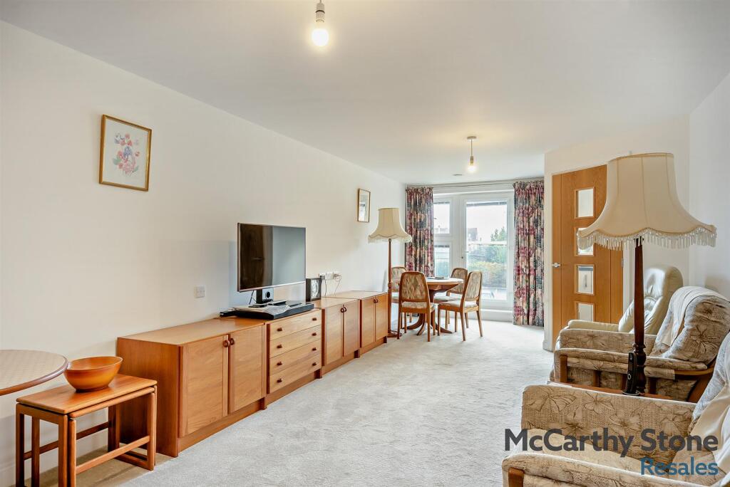 8665851-interior01-800.jpg