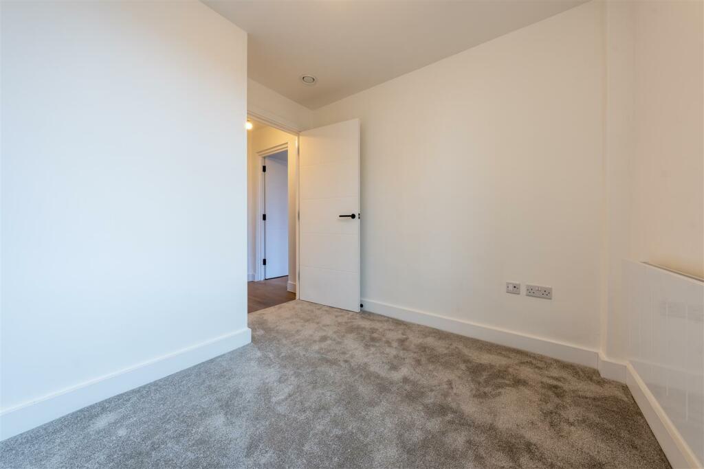 Flat 3 Reside-6.jpg