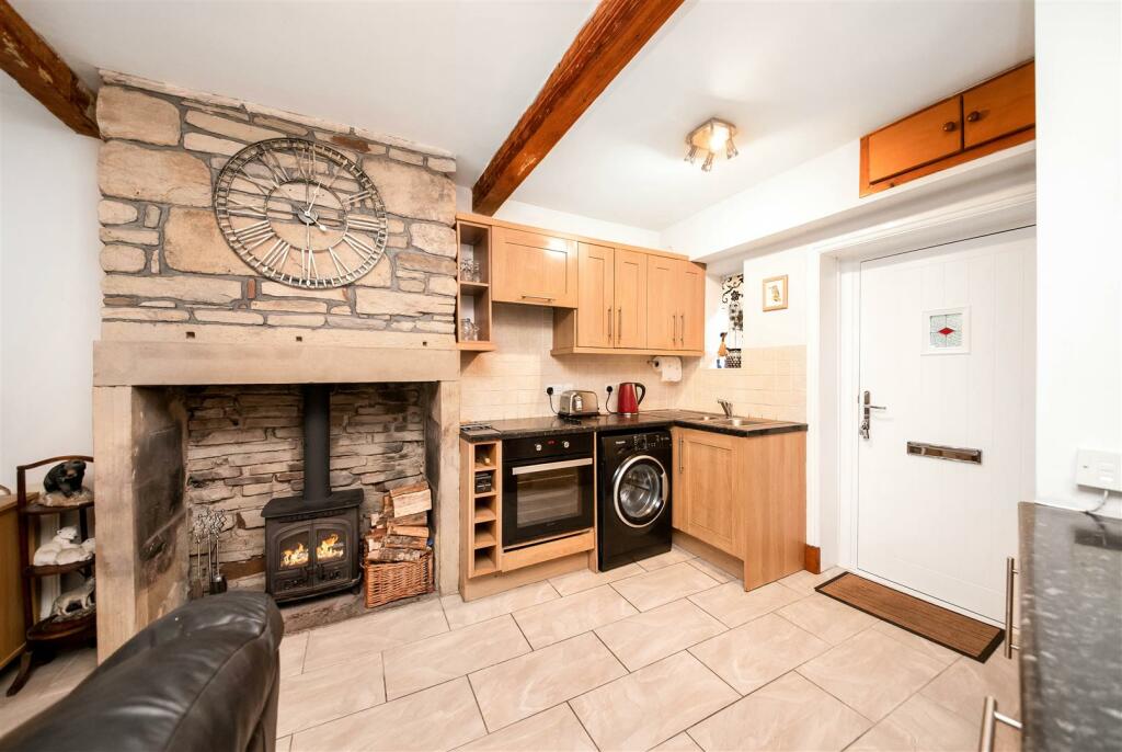 OPEN PLAN LIVING KITCHEN