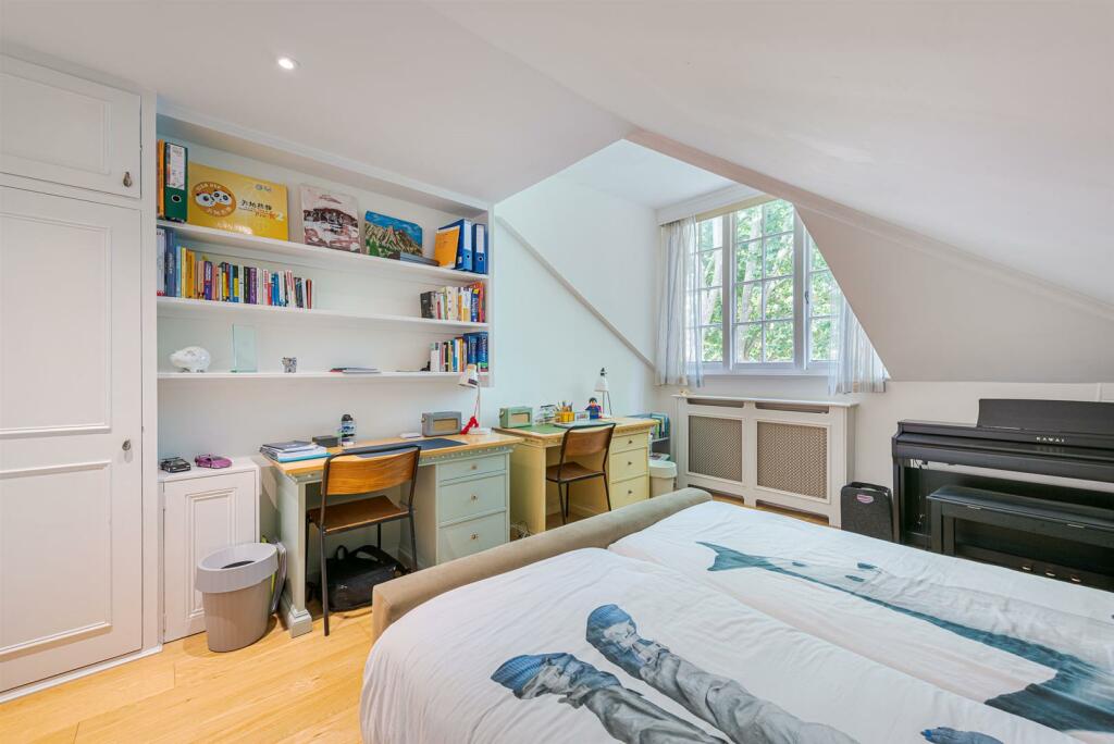 Wetherby Gardens 9D-10-2. Low Res.jpg