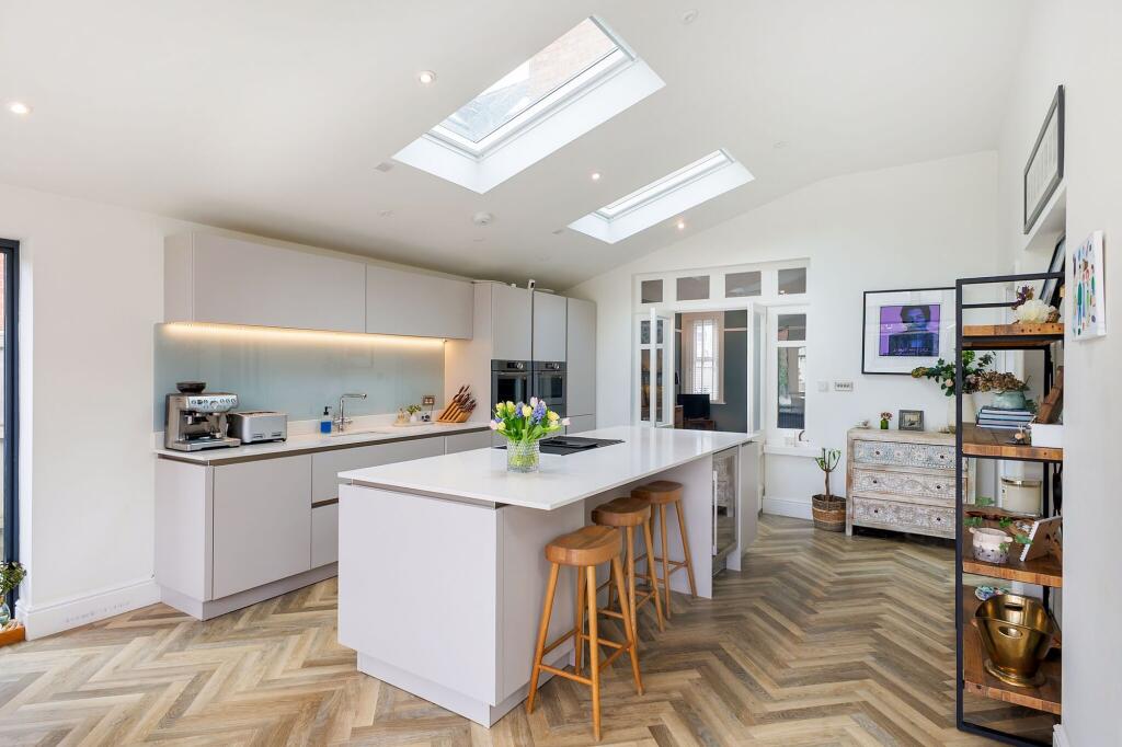 Contemporary kitchen
