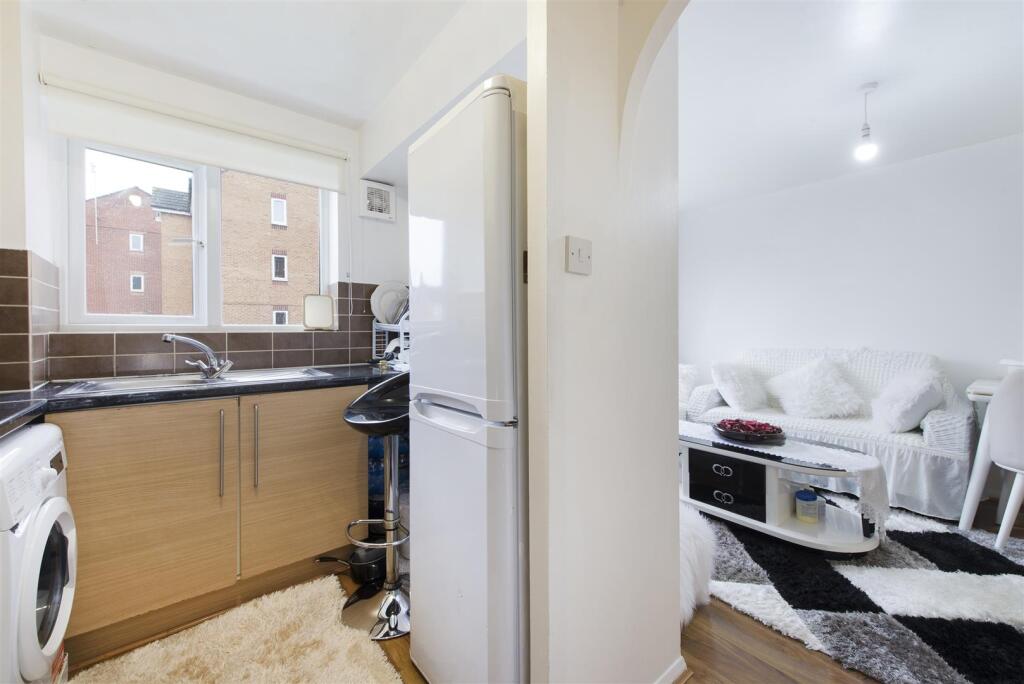 51656 Hi res (11).jpg