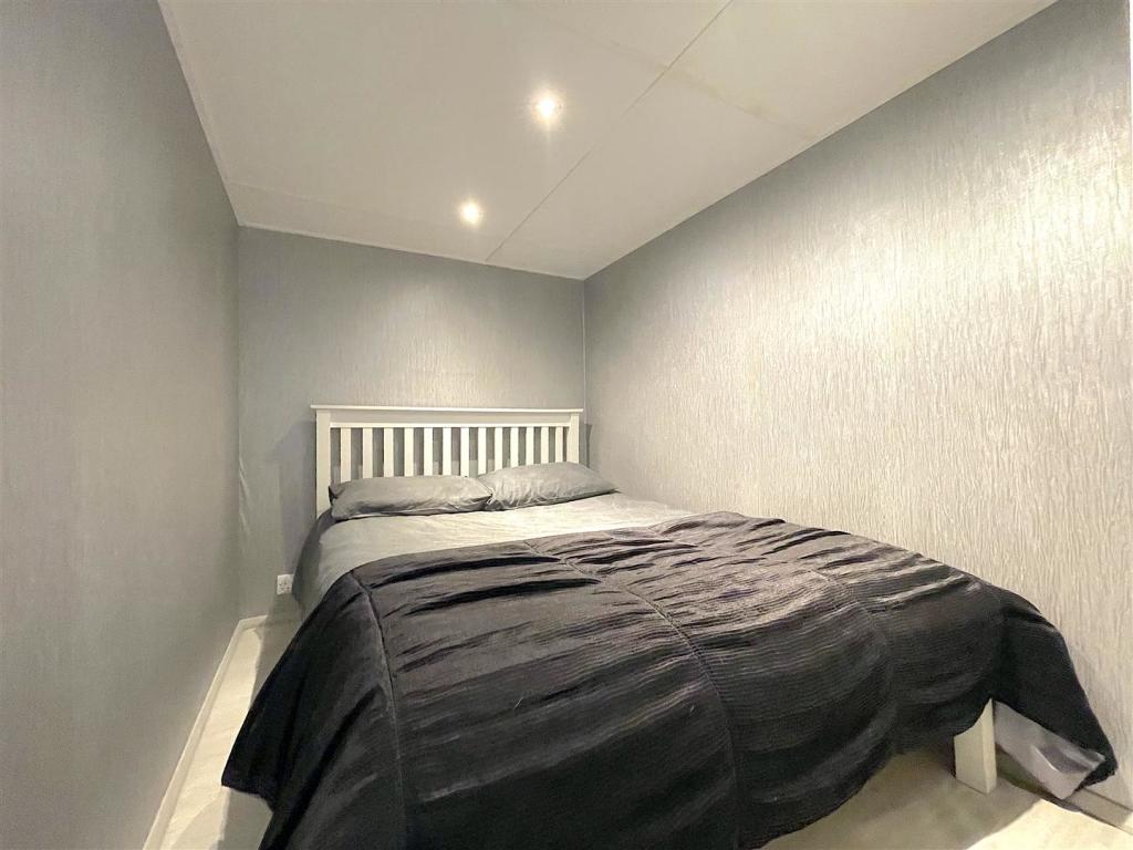 Bedroom Two (1).jpeg