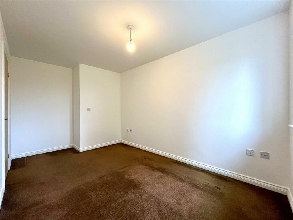 Bedroom 1 Aspect 2