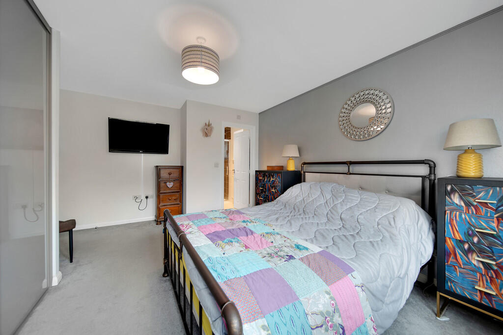 73 Ribbans Park R...