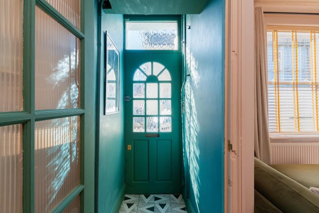 0W9SAN - Porch A.jpg