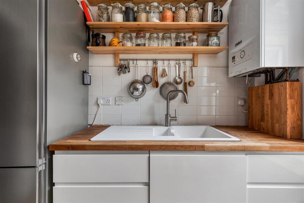 Hibbert Road, E17