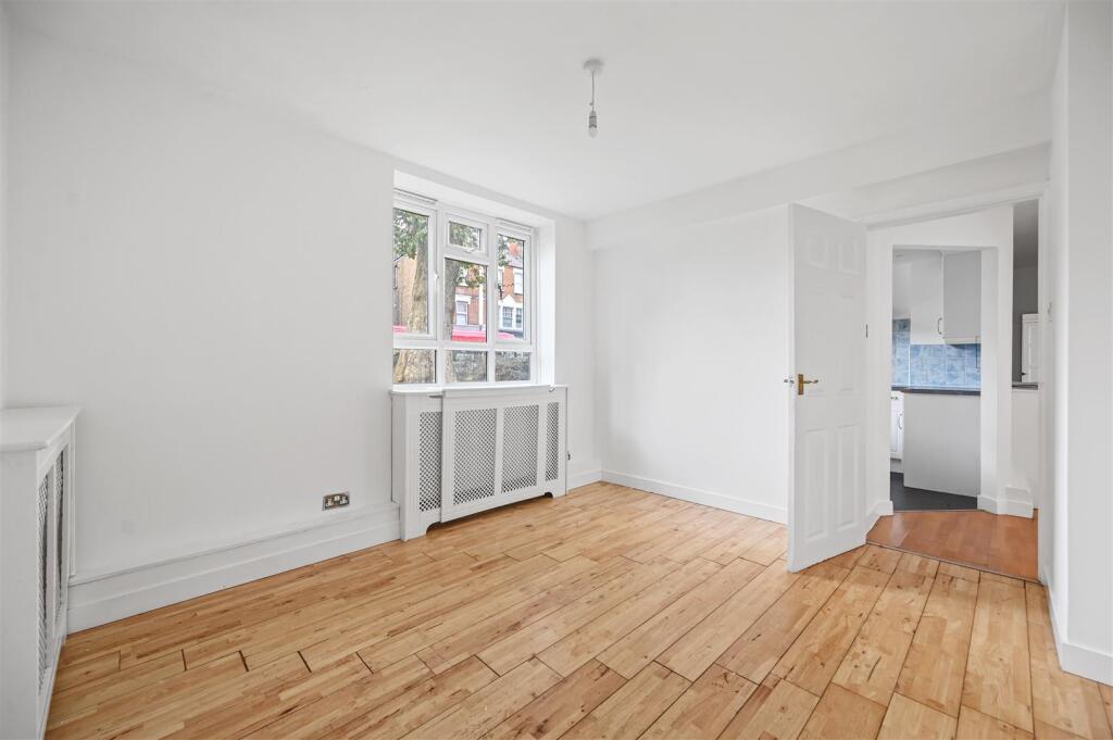 RCAR- kelmscott gardens3.JPG