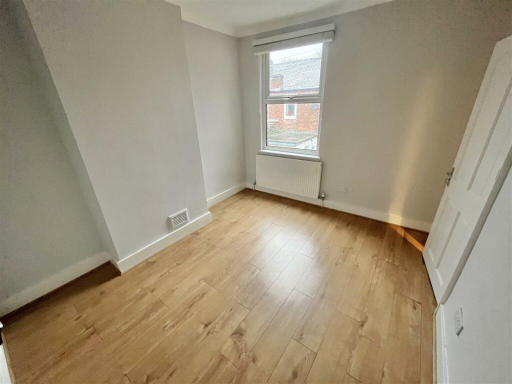 Bedroom 2 Aspect 2
