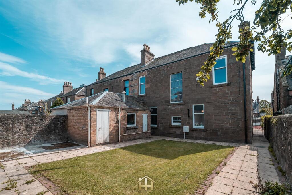 27 SHAMROCK ST DD4 7AH EDIT (10 of 68).jpg