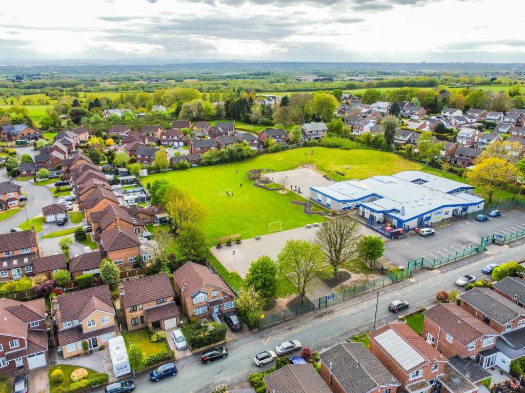 dji_fly_20240430_161002_730_1714489848074_photo_op