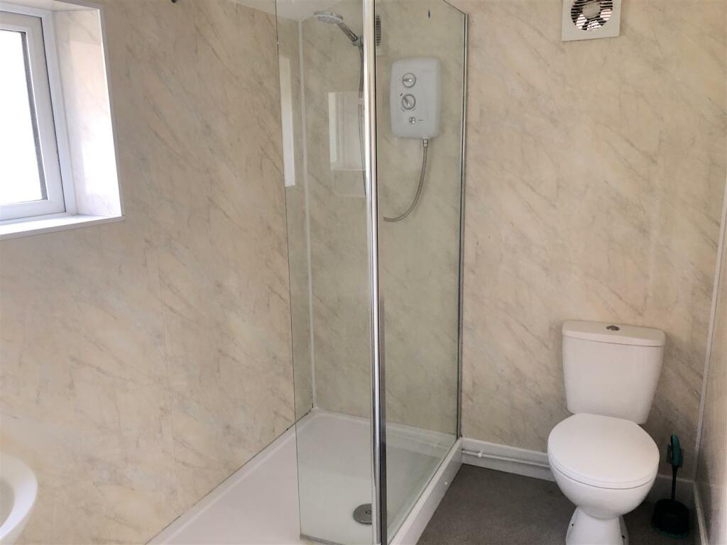 shower_room.jpg