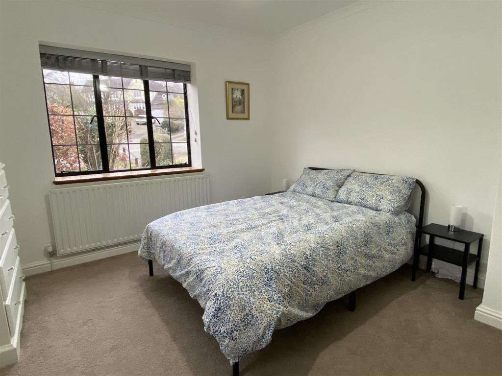 Bedroom 2.JPG