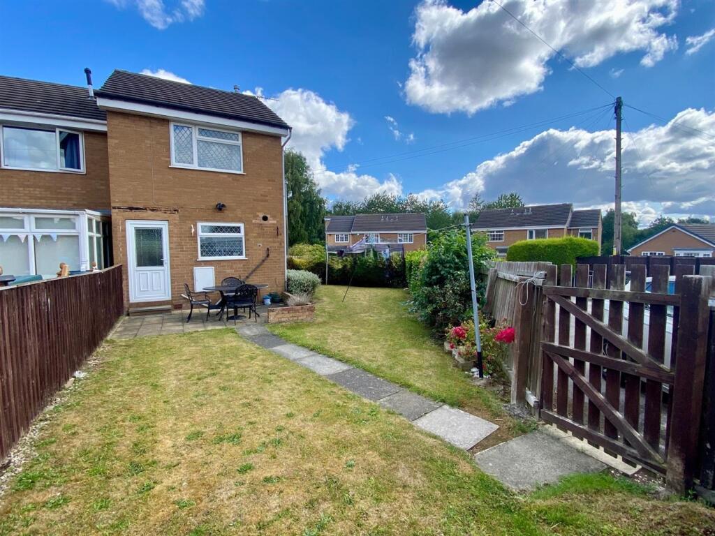 Bramleys Estate Agents - Woodlands Close- Bradley 