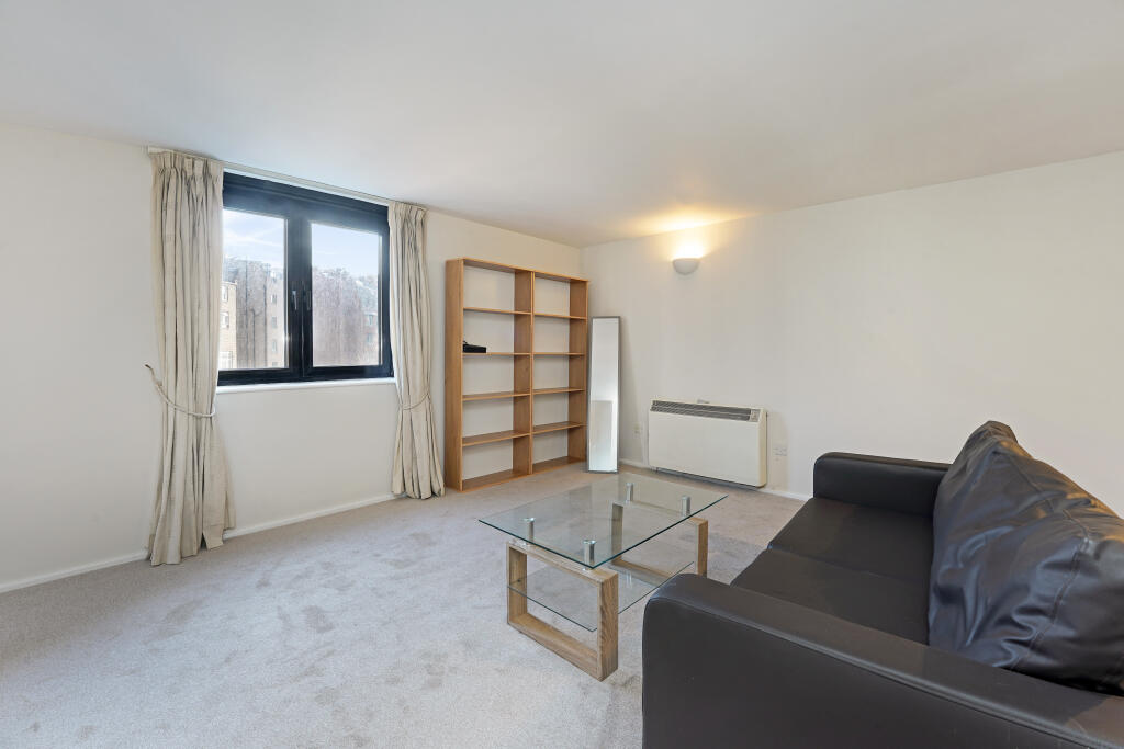 Flat 212, Point West