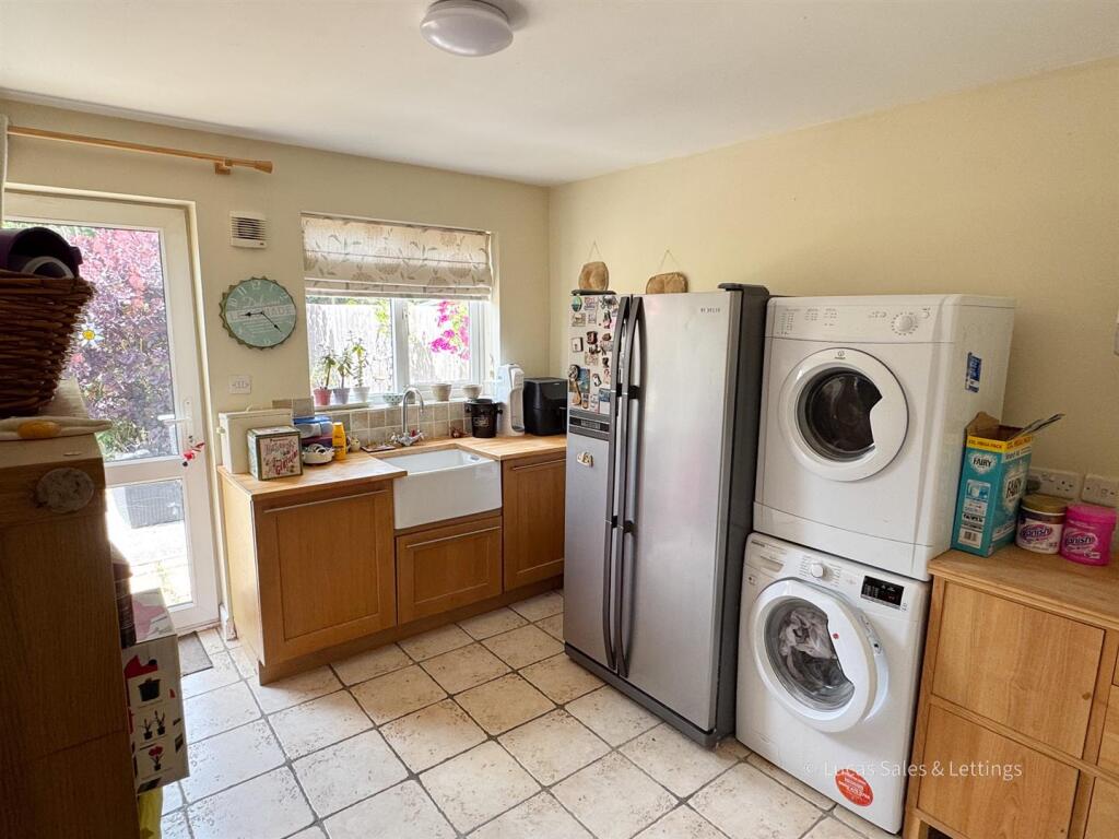 27 Ridgway Rd BS-06.jpg