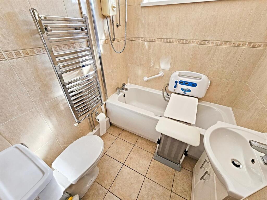 Bathroom/WC