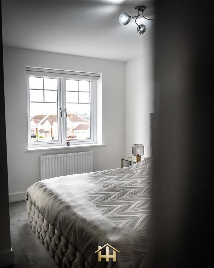 5 NEWALL TERR 080225 EDIT (24 of 54).jpg